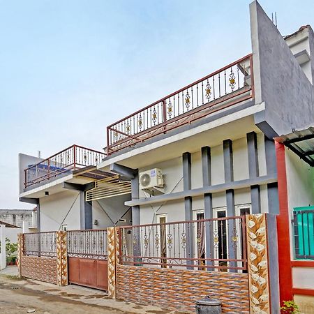 Oyo Life 91866 Paradise Ok Kost Syariah Mojokerto 外观 照片