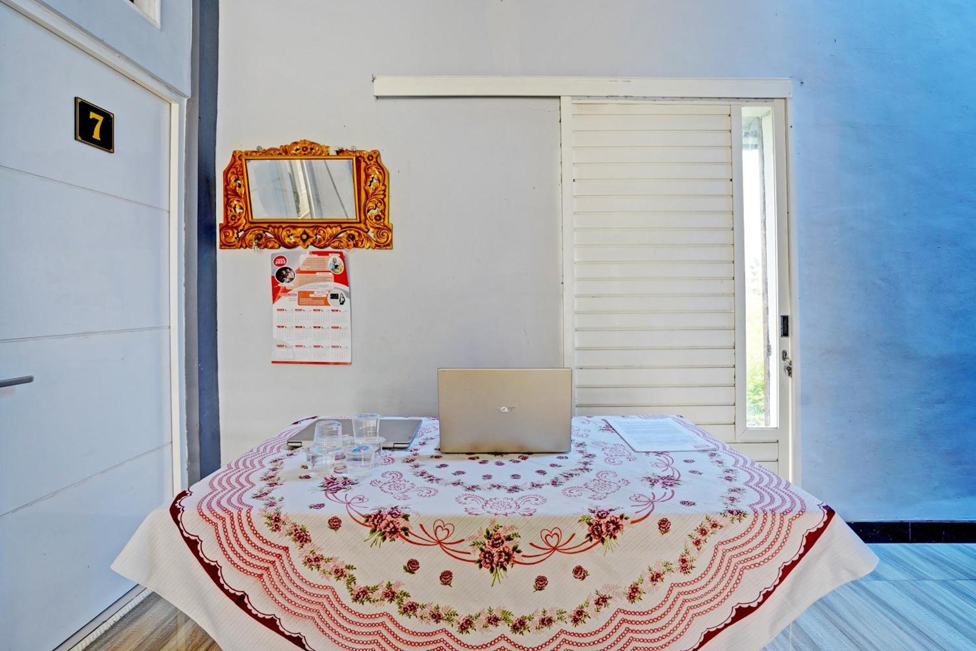 Oyo Life 91866 Paradise Ok Kost Syariah Mojokerto 外观 照片